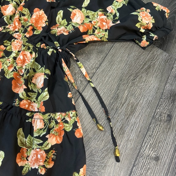 Hint of Blush Floral Tiered Mini Dress Black M Easter - Picture 6 of 15